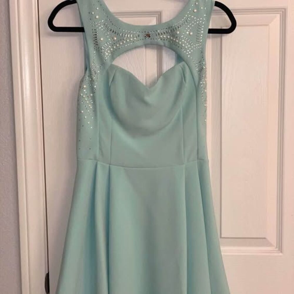 Mint cut out Studded dress by GUESS size 4